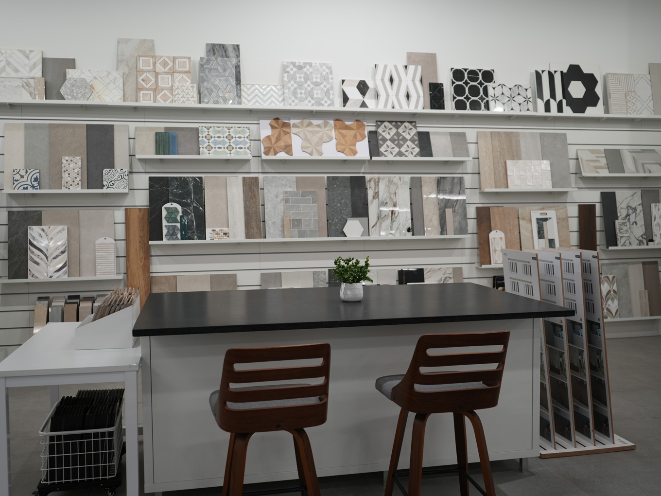 Raleigh gallery image 2