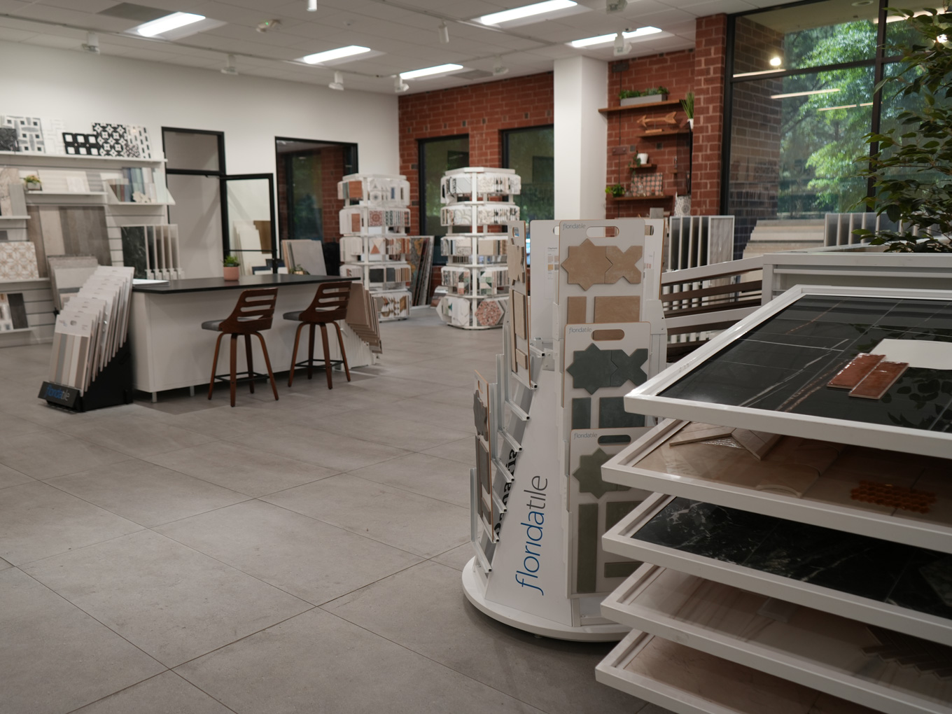 Raleigh gallery image 5